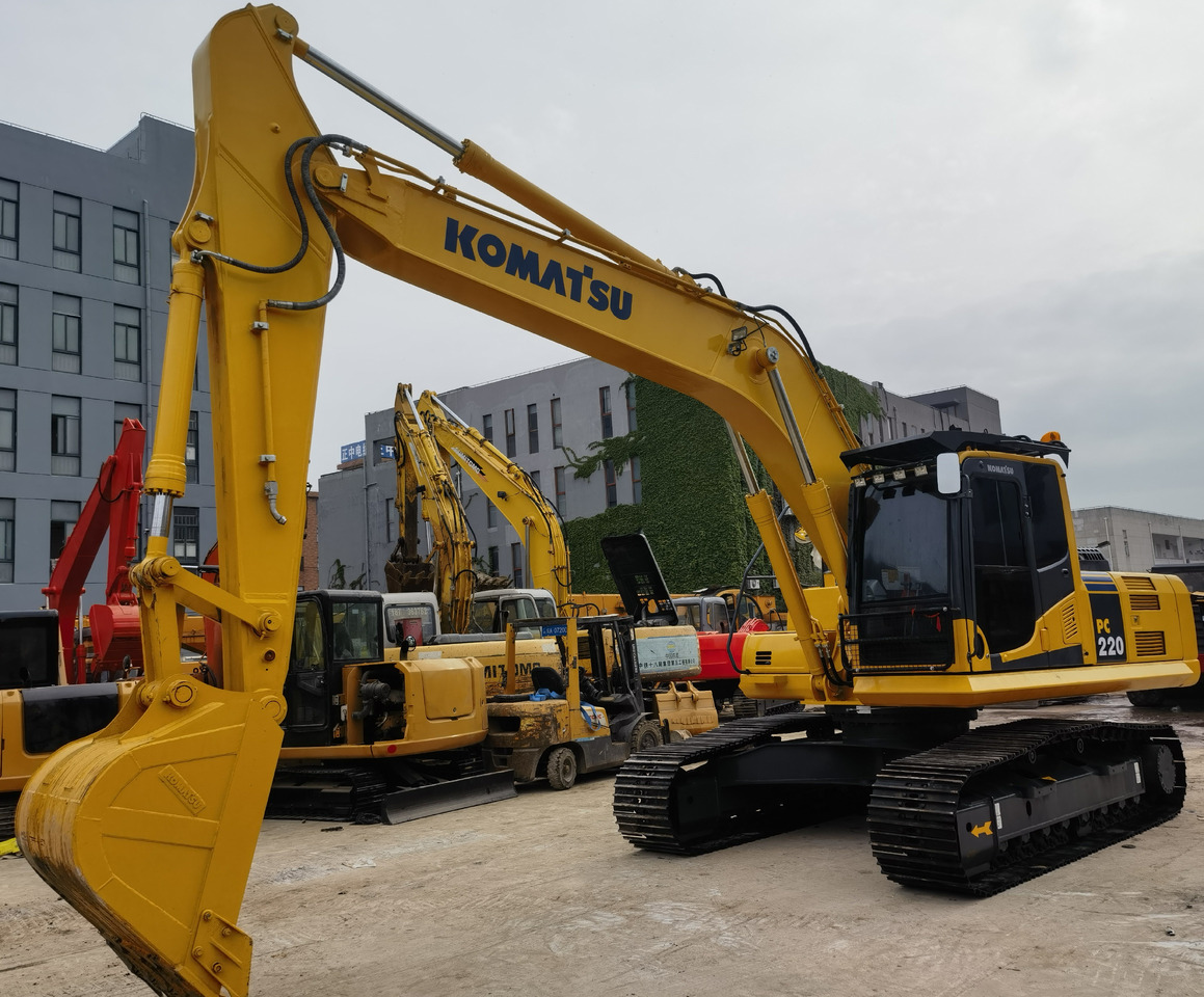 Komatsu PC220-8 Excavator - Escavadora de rastos: foto 3 Komatsu PC220-8 Excavator - Escavadora de rastos: foto 3