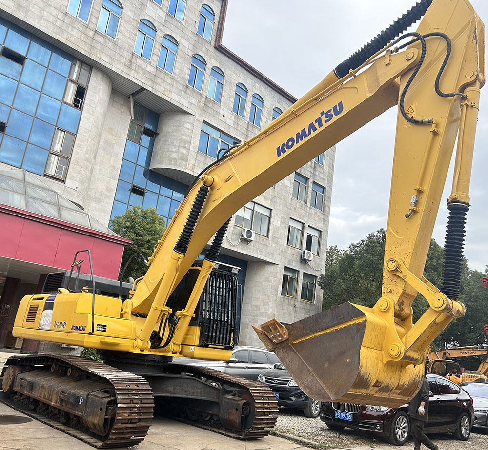 Komatsu PC400-8 excavator - Escavadora de rastos: foto 4 Komatsu PC400-8 excavator - Escavadora de rastos: foto 4