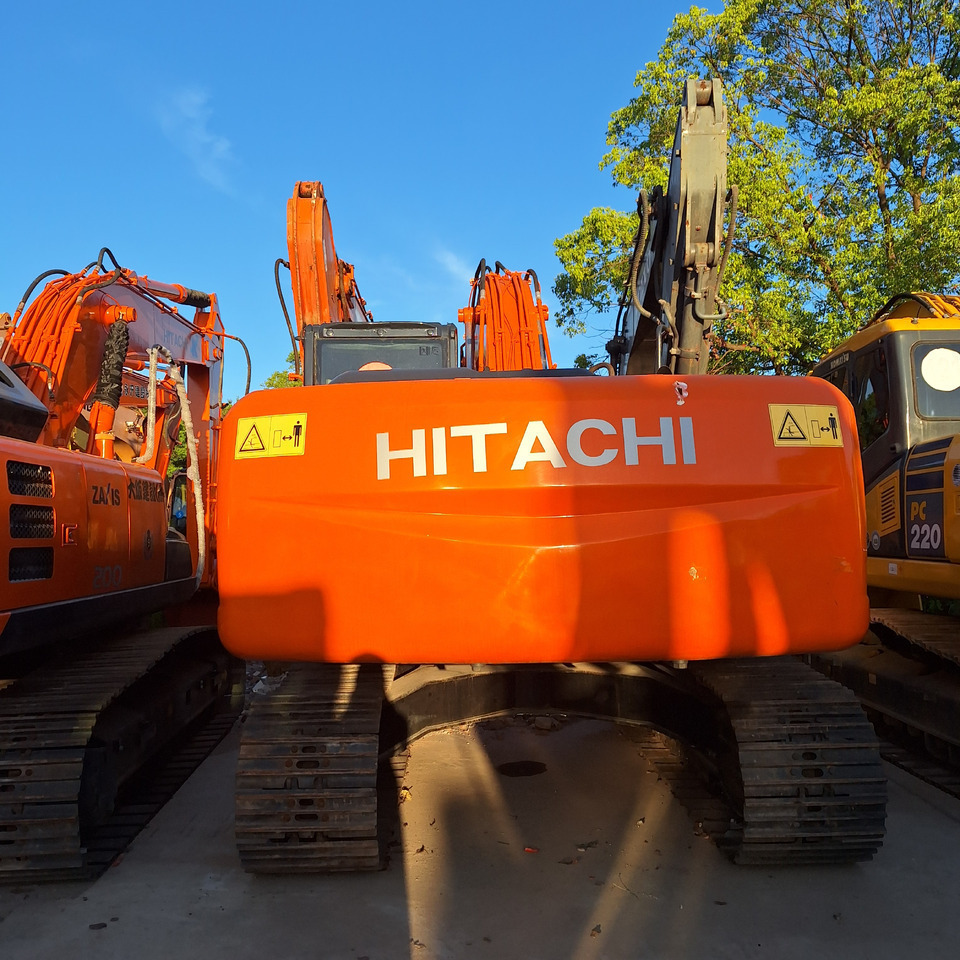 Second hand Hitachi ZX210 excavator - Escavadeira: foto 5 Second hand Hitachi ZX210 excavator - Escavadeira: foto 5