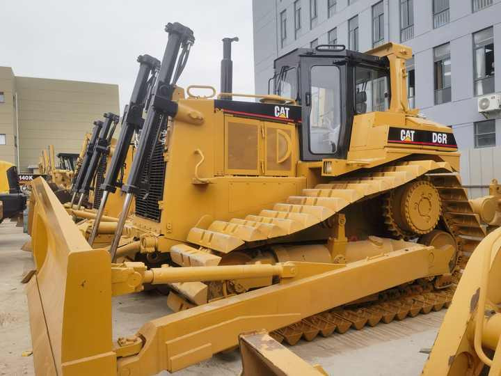 Caterpillar D6R bulldozer CAT D6R dozer bulldozer used caterpillar bulldozer D6M D6H D6G for sale - Buldôzer: foto 2 Caterpillar D6R bulldozer CAT D6R dozer bulldozer used caterpillar bulldozer D6M D6H D6G for sale - Buldôzer: foto 2