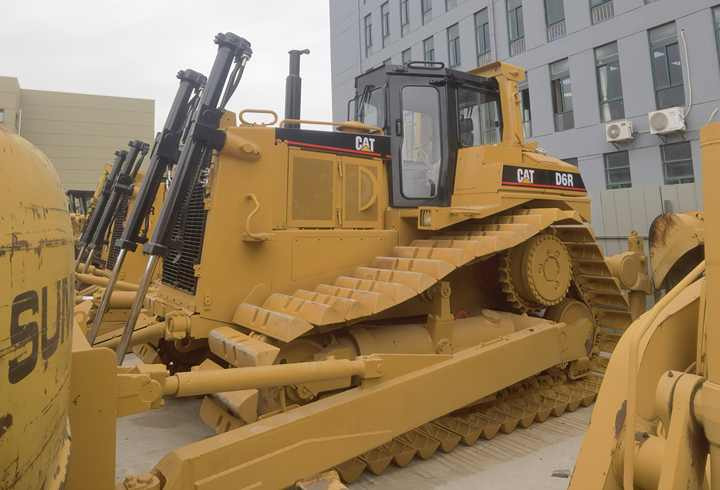Caterpillar D6R bulldozer CAT D6R dozer bulldozer used caterpillar bulldozer D6M D6H D6G for sale - Buldôzer: foto 4 Caterpillar D6R bulldozer CAT D6R dozer bulldozer used caterpillar bulldozer D6M D6H D6G for sale - Buldôzer: foto 4