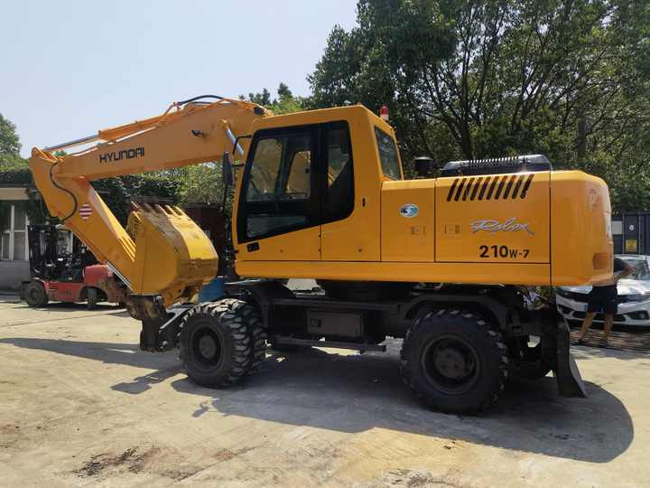 Good condition Hyundai used wheel excavator 210W-7 150W-7 secondhand machine cheap price for sale - Escavadora de rastos: foto 4 Good condition Hyundai used wheel excavator 210W-7 150W-7 secondhand machine cheap price for sale - Escavadora de rastos: foto 4