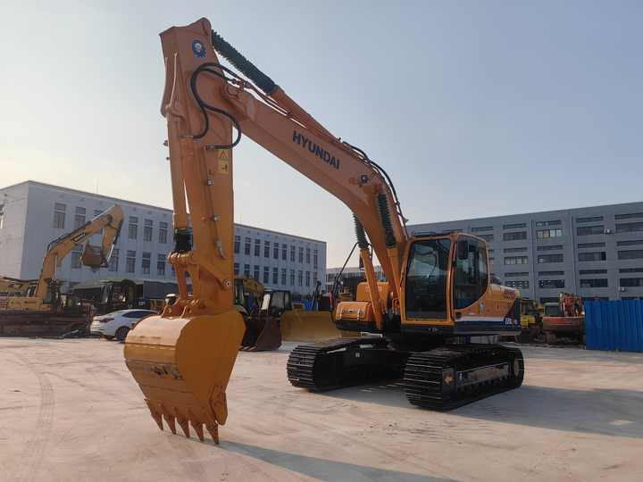 Hot sale high quality Hyundai 220LC-9S used crawler excavator 305LC-9T Hyundai used excavator for sale - Escavadora de rastos: foto 4 Hot sale high quality Hyundai 220LC-9S used crawler excavator 305LC-9T Hyundai used excavator for sale - Escavadora de rastos: foto 4