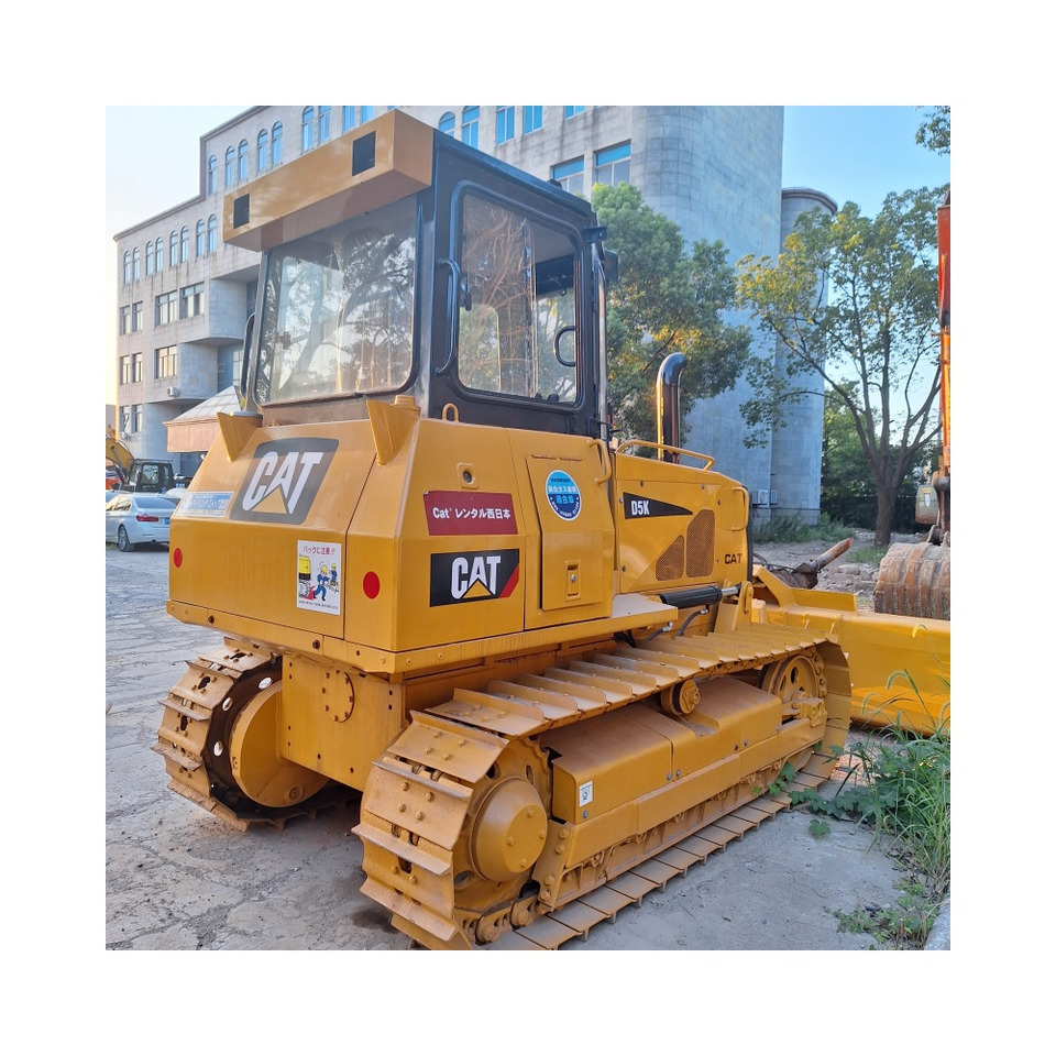 Used caterpillar cat D5k bulldozer - Buldôzer: foto 1 Used caterpillar cat D5k bulldozer - Buldôzer: foto 1