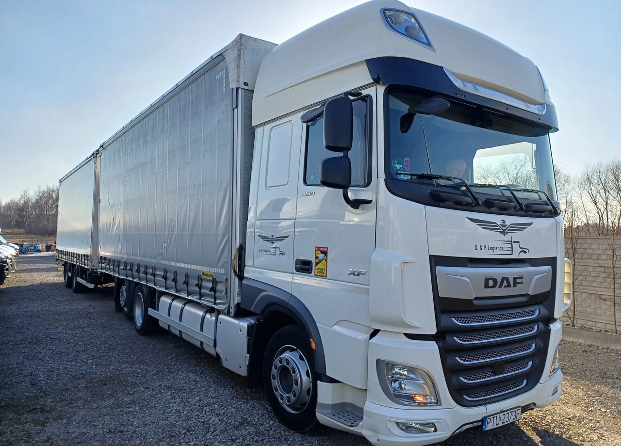 DAF XF 480 SUPER SPACE CAB / ZESTAW TANDEM PRZEJAZDOWY 120m3 - Camião de lona: foto 1 DAF XF 480 SUPER SPACE CAB / ZESTAW TANDEM PRZEJAZDOWY 120m3 - Camião de lona: foto 1