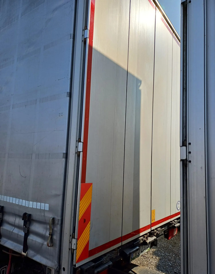 Camião de lona DAF XF 480 SUPER SPACE CAB / ZESTAW TANDEM PRZEJAZDOWY 120m3: foto 9