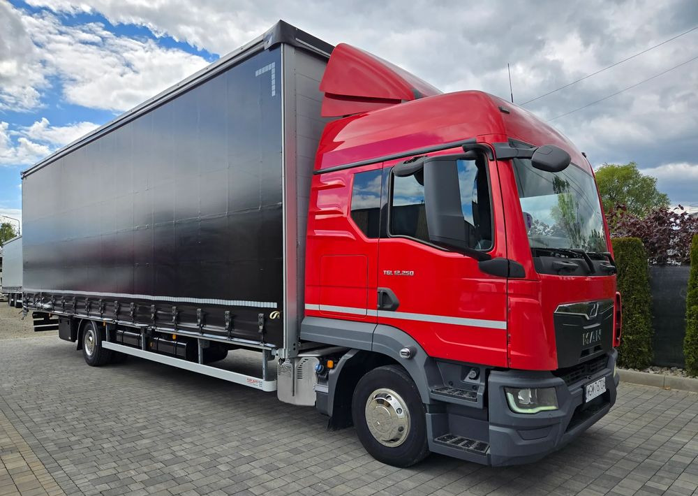 MAN TGL 12.250 - Camião de lona: foto 3 MAN TGL 12.250 - Camião de lona: foto 3