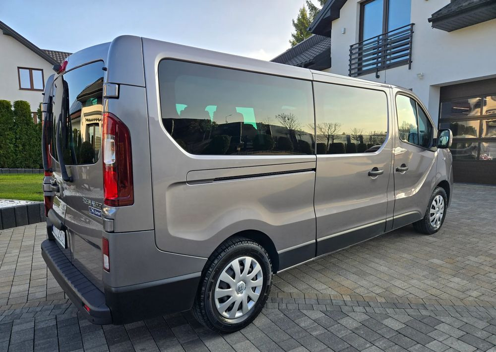 Renault Trafic Grand SpaceClass 2.0 dCi EDC - Minibus, Furgão de passageiros: foto 4 Renault Trafic Grand SpaceClass 2.0 dCi EDC - Minibus, Furgão de passageiros: foto 4