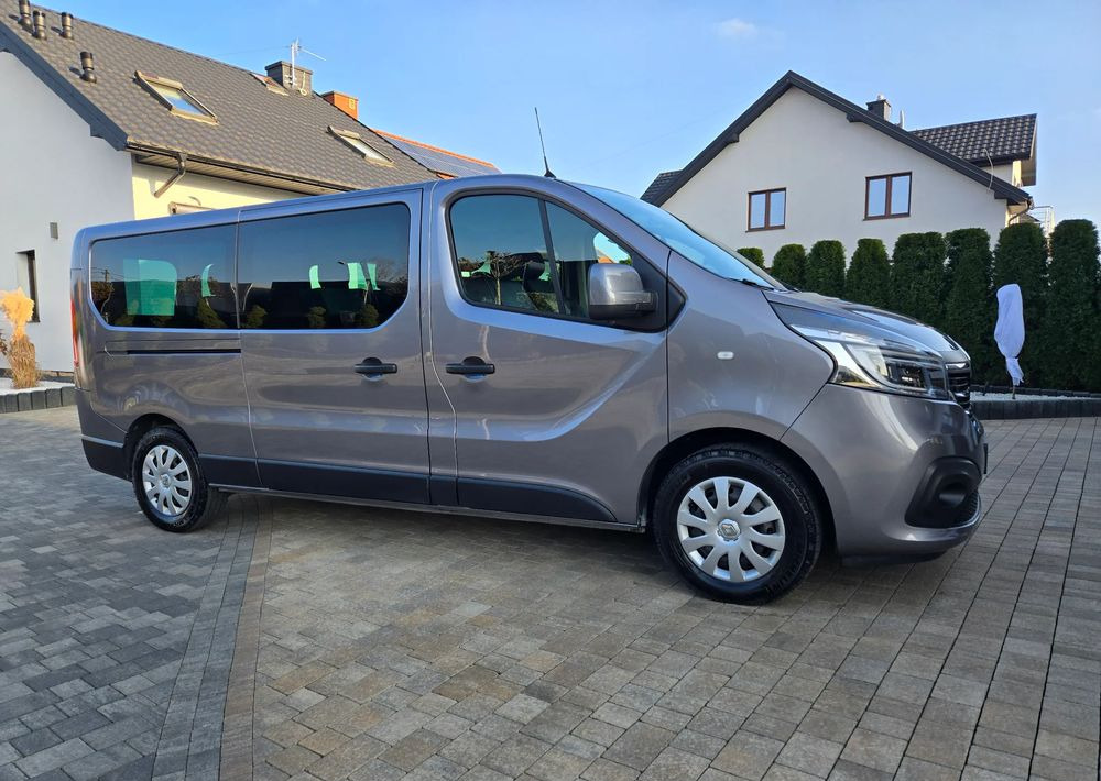 Renault Trafic Grand SpaceClass 2.0 dCi EDC - Automóvel: foto 1 Renault Trafic Grand SpaceClass 2.0 dCi EDC - Automóvel: foto 1