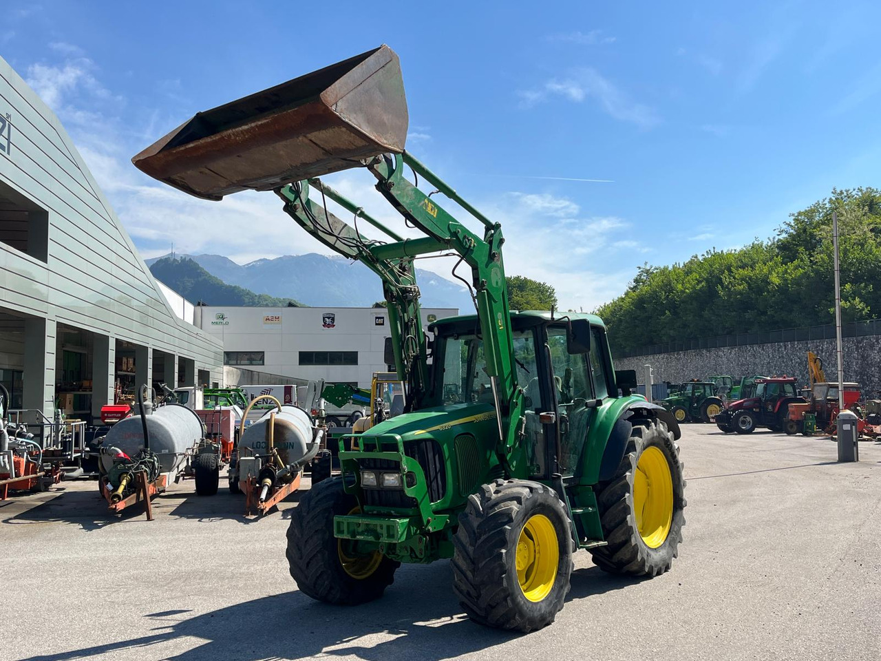 JOHN DEERE 6320 - Trator: foto 2 JOHN DEERE 6320 - Trator: foto 2