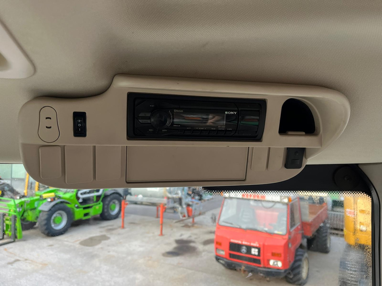 Trator John Deere 6175R: foto 12