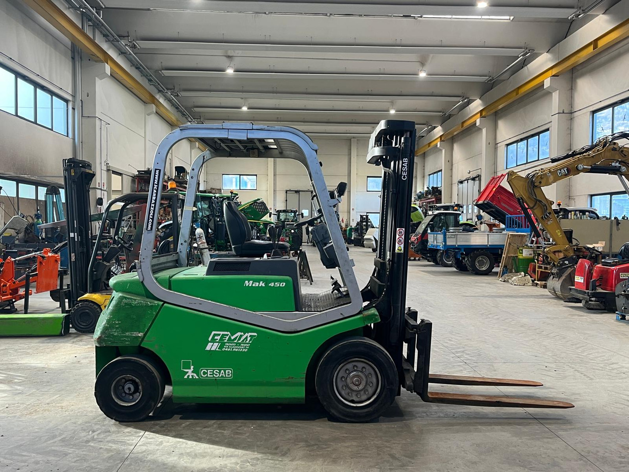 MULETTO CESAB MAK 450 - Empilhador elétrico: foto 2 MULETTO CESAB MAK 450 - Empilhador elétrico: foto 2