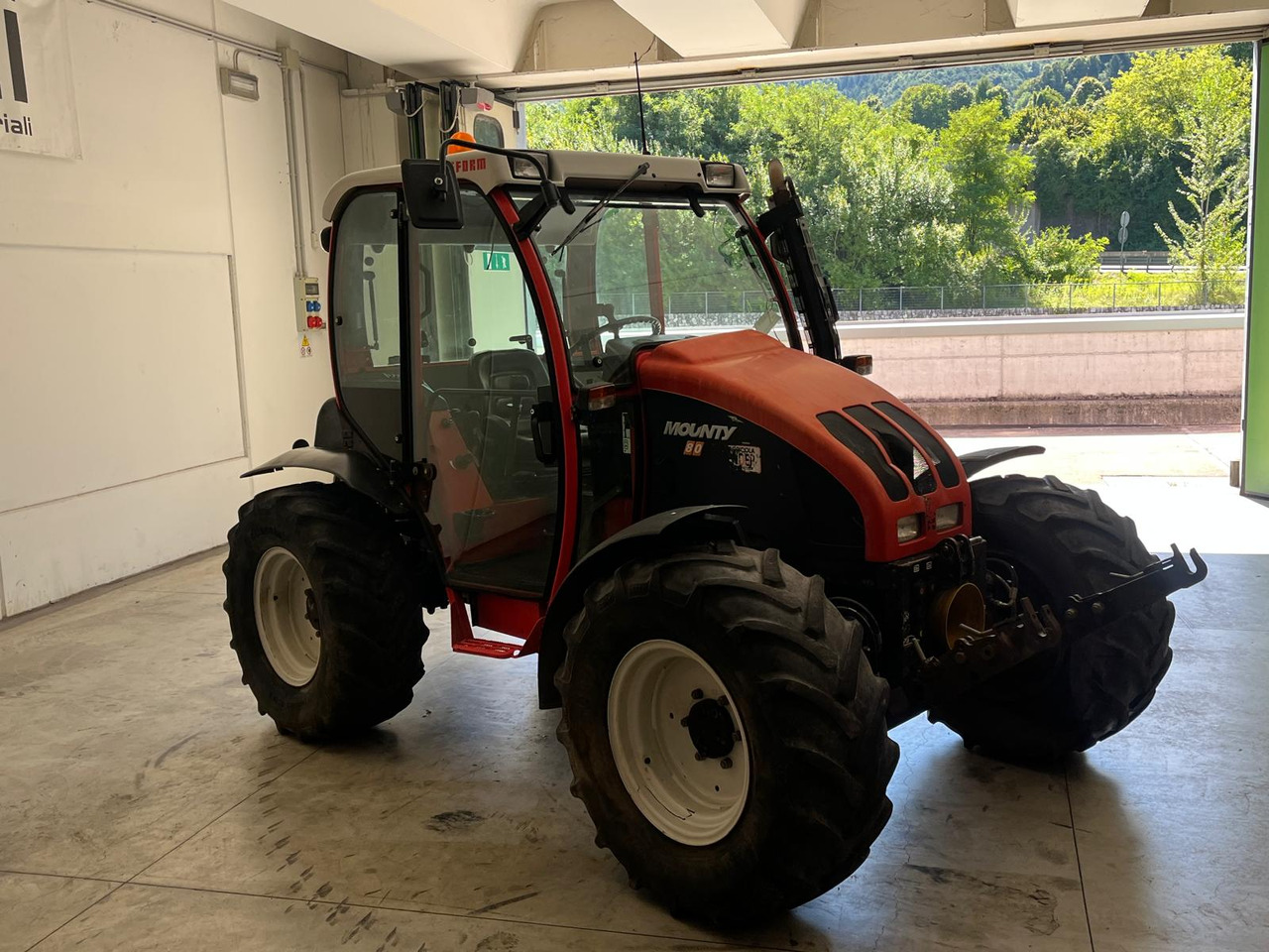 REFORM MOUNTY 80 - Trator: foto 3 REFORM MOUNTY 80 - Trator: foto 3