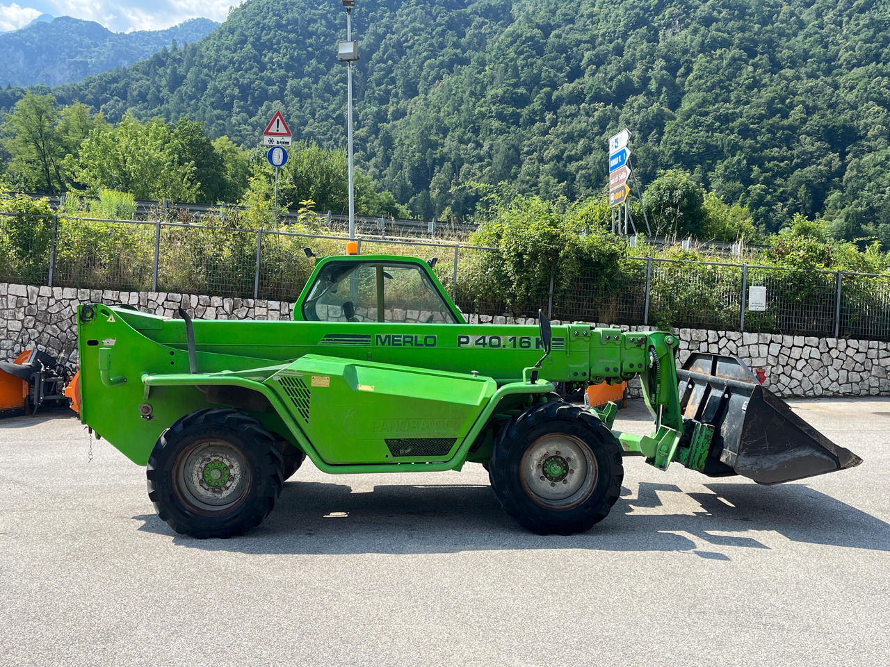 SOLLEVATORE TELESCOPICO MERLO 40.16 K - Empilhador telescópico: foto 5 SOLLEVATORE TELESCOPICO MERLO 40.16 K - Empilhador telescópico: foto 5
