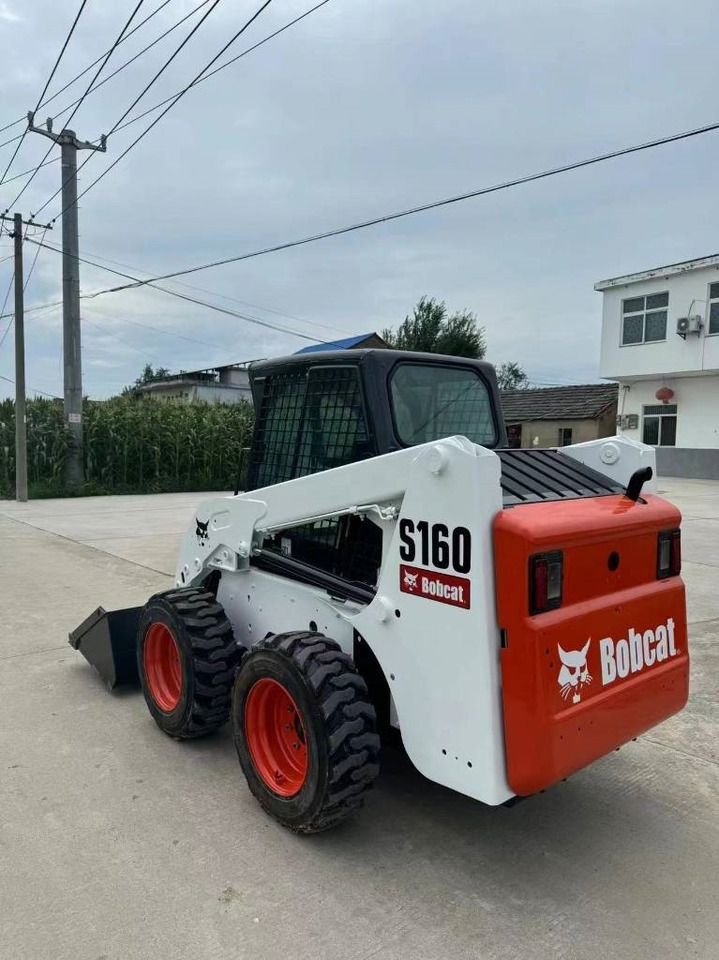 Bobcat S 160 - Mini pá carregadora: foto 1 Bobcat S 160 - Mini pá carregadora: foto 1