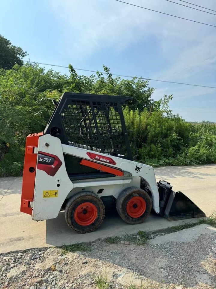 Bobcat S 70 - Mini pá carregadora: foto 1 Bobcat S 70 - Mini pá carregadora: foto 1
