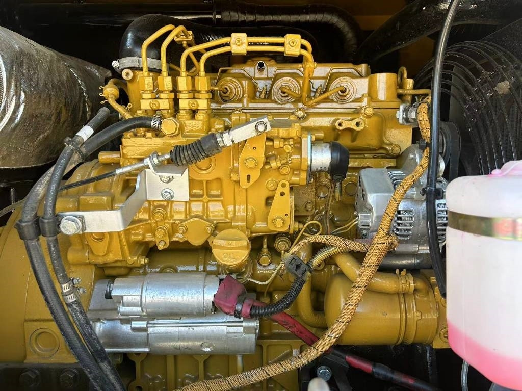 CAT 308  - Mini escavadeira: foto 3 CAT 308  - Mini escavadeira: foto 3