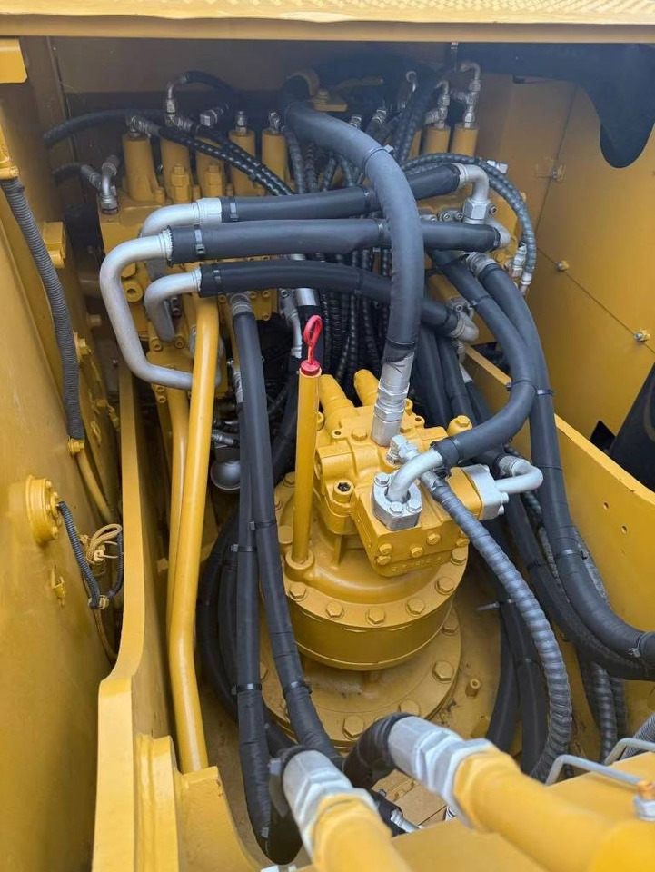 CAT 320 D - Escavadora de rastos: foto 2 CAT 320 D - Escavadora de rastos: foto 2