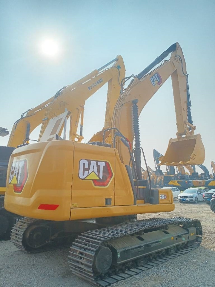 CAT 323GC - Escavadora de rastos: foto 1 CAT 323GC - Escavadora de rastos: foto 1