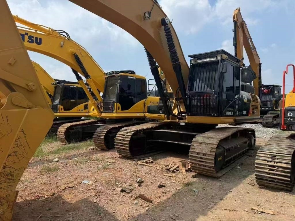 CAT 330 D L - Escavadora de rastos: foto 1 CAT 330 D L - Escavadora de rastos: foto 1