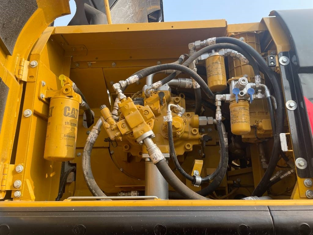 CAT 340 - Escavadora de rastos: foto 4 CAT 340 - Escavadora de rastos: foto 4