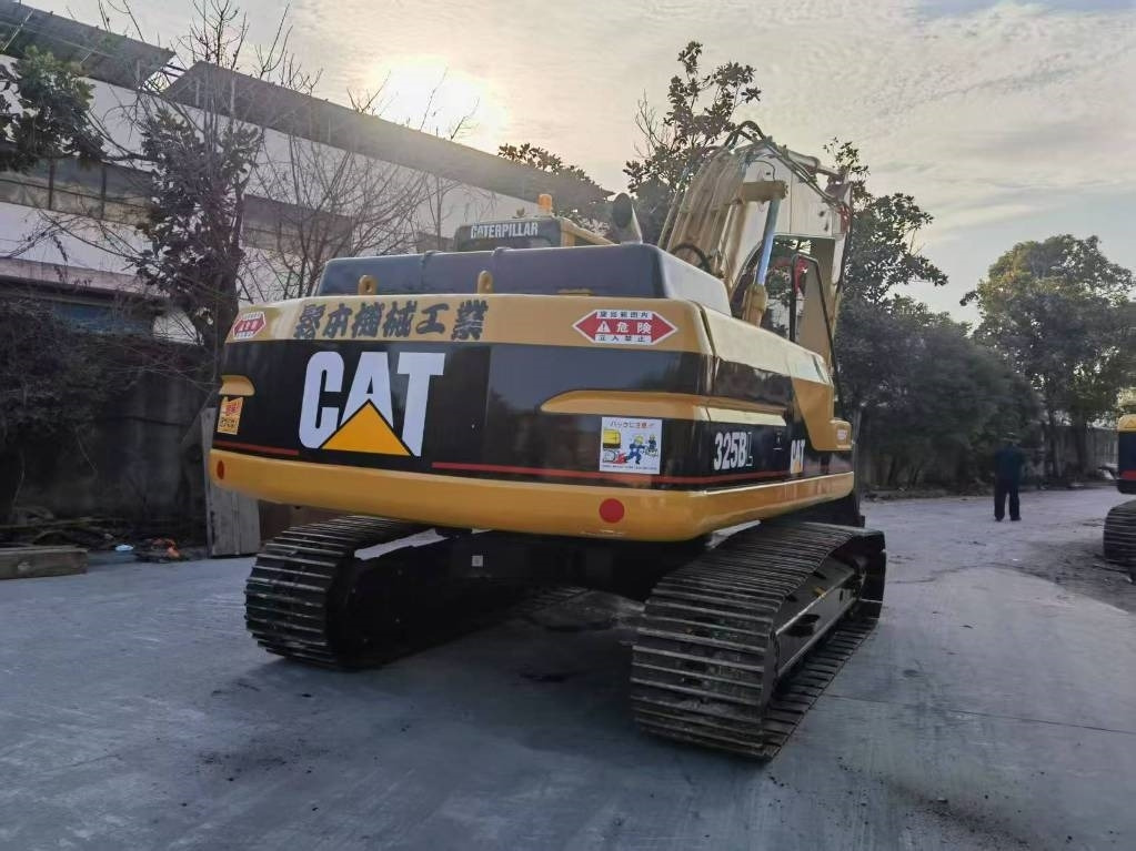 CAT CAT325B - Manipulador de material: foto 2 CAT CAT325B - Manipulador de material: foto 2