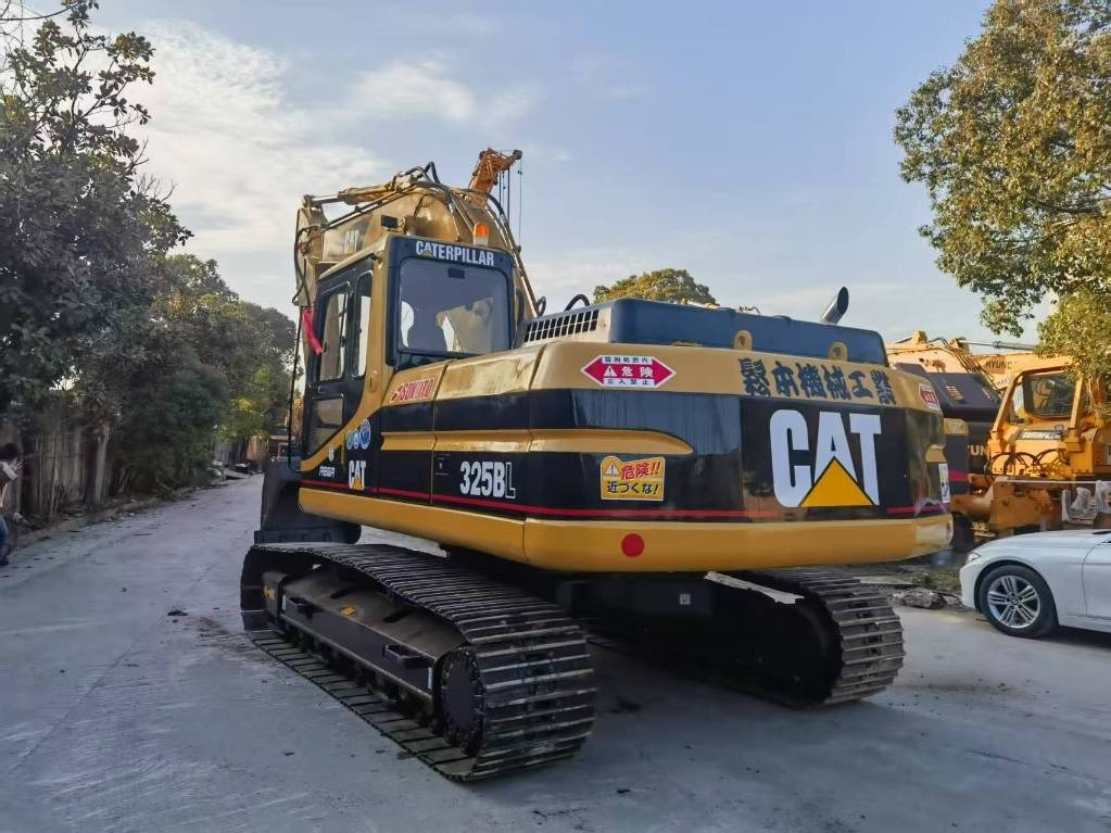 CAT CAT325B - Manipulador de material: foto 1 CAT CAT325B - Manipulador de material: foto 1