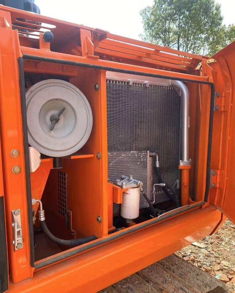Doosan DH 150 - Escavadora de rastos: foto 2 Doosan DH 150 - Escavadora de rastos: foto 2