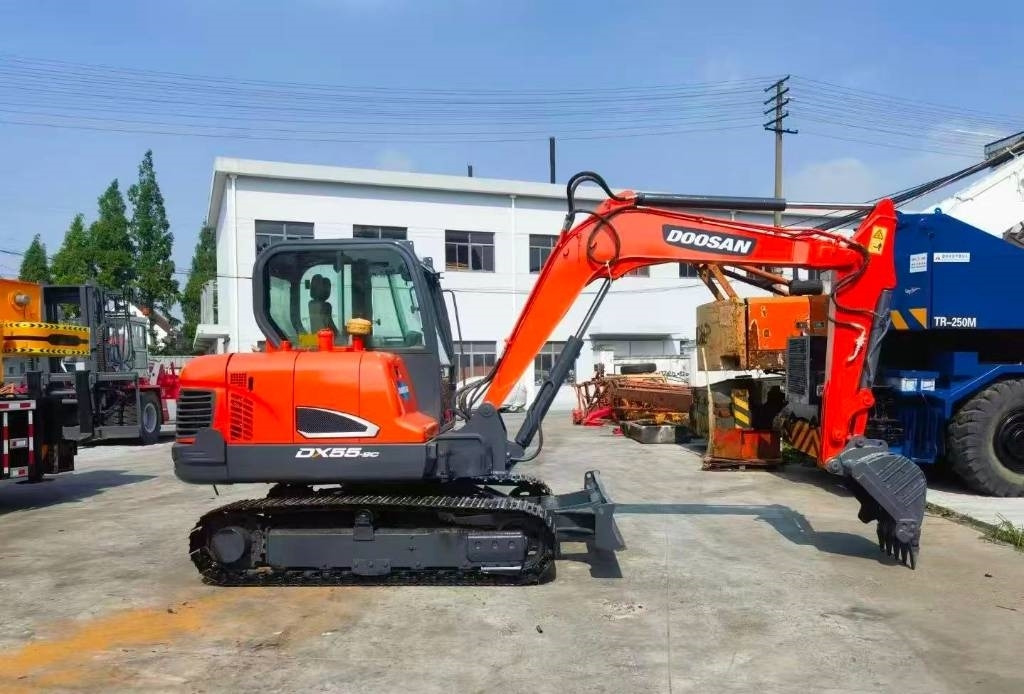 Doosan DH 55 - Mini escavadeira: foto 4 Doosan DH 55 - Mini escavadeira: foto 4