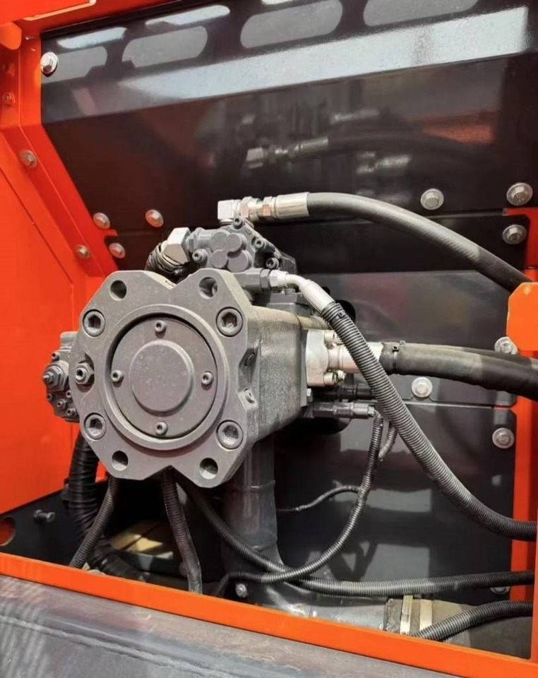 Doosan DX 225 - Escavadora de rastos: foto 3 Doosan DX 225 - Escavadora de rastos: foto 3