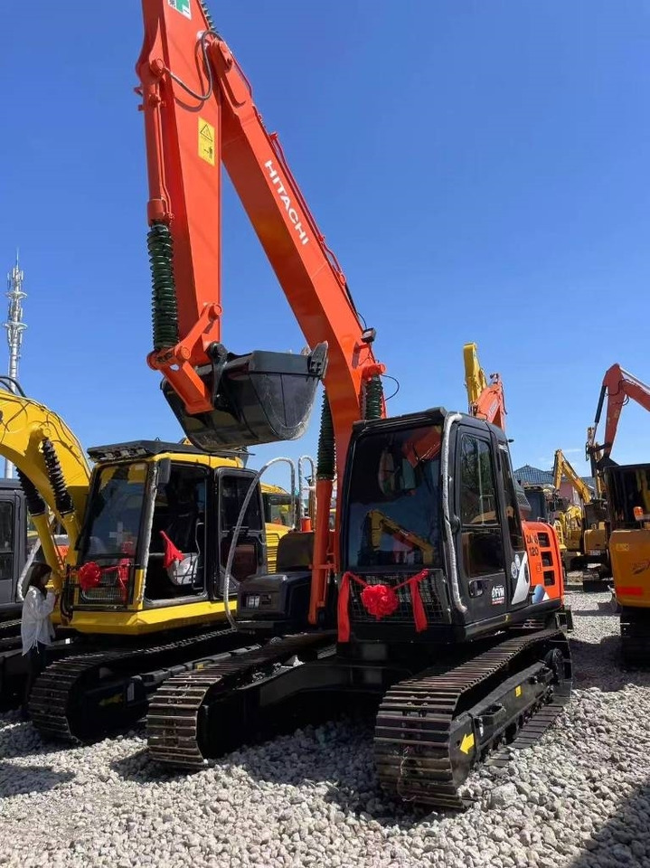 Hitachi 120 - Escavadora de rastos: foto 3 Hitachi 120 - Escavadora de rastos: foto 3