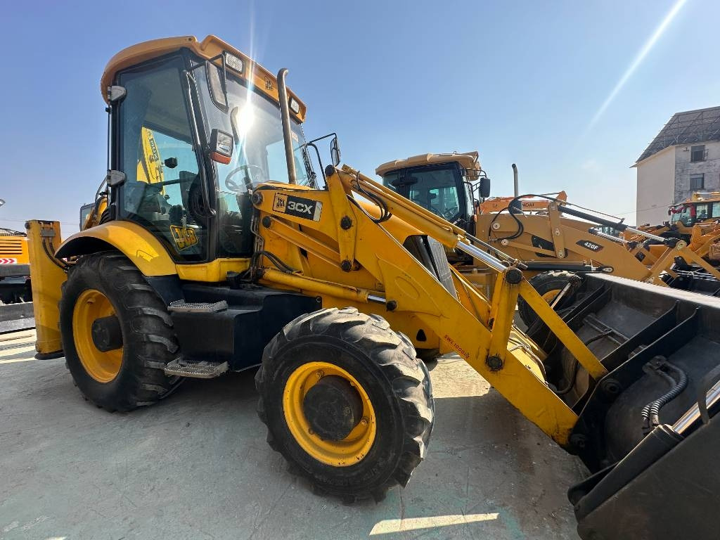 JCB 3 CX - Retroescavadeira: foto 1 JCB 3 CX - Retroescavadeira: foto 1