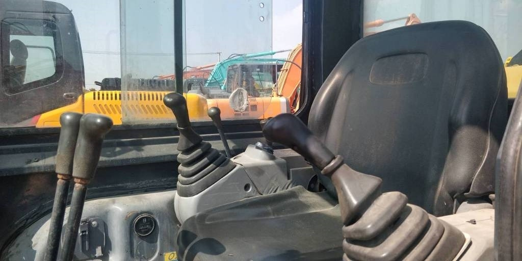 Kobelco SK 55 SR - Mini escavadeira: foto 3 Kobelco SK 55 SR - Mini escavadeira: foto 3