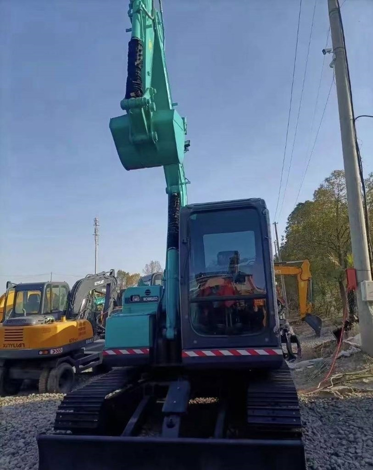 Kobelco SK 75 - Escavadora de rastos: foto 4 Kobelco SK 75 - Escavadora de rastos: foto 4