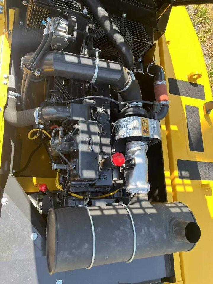 Komatsu PC 300 - Escavadora de rastos: foto 4 Komatsu PC 300 - Escavadora de rastos: foto 4