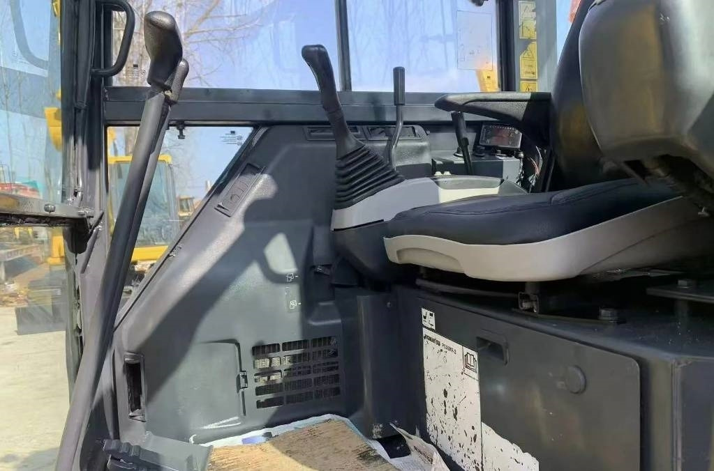 Komatsu PC 55 - Mini escavadeira: foto 5 Komatsu PC 55 - Mini escavadeira: foto 5