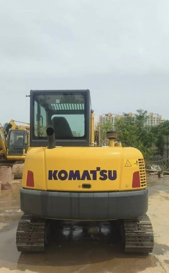 Komatsu PC 58 - Mini escavadeira: foto 2 Komatsu PC 58 - Mini escavadeira: foto 2