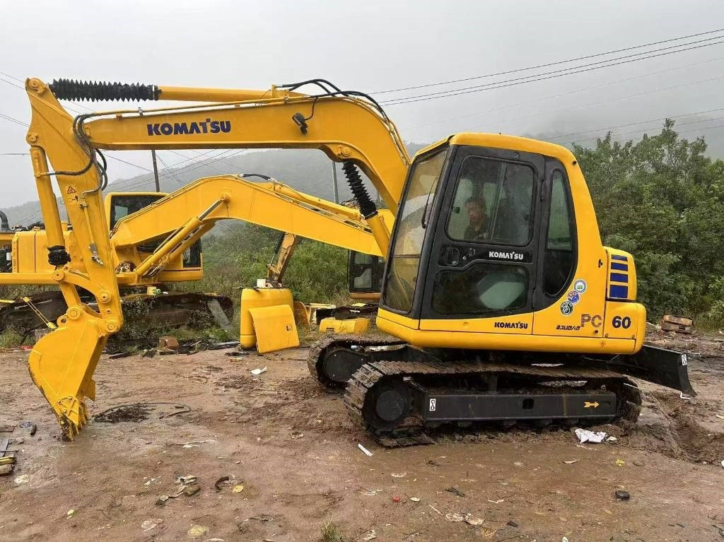 Komatsu PC 60 - Mini escavadeira: foto 2 Komatsu PC 60 - Mini escavadeira: foto 2