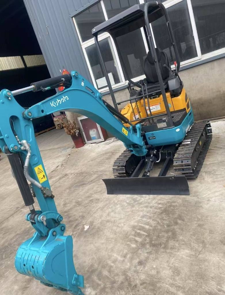 Kubota U 15 - Mini escavadeira: foto 1 Kubota U 15 - Mini escavadeira: foto 1