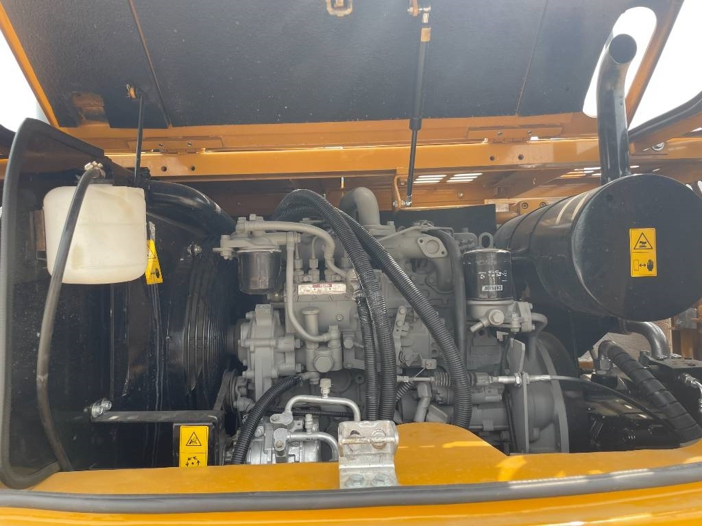 Sany SY 95 C  - Escavadora de rastos: foto 2 Sany SY 95 C  - Escavadora de rastos: foto 2