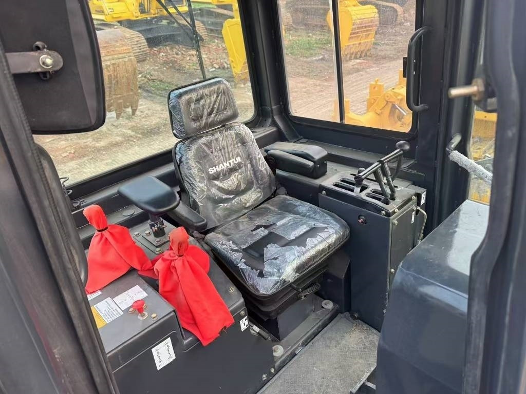 Shantui SD 22 - Buldôzer: foto 3 Shantui SD 22 - Buldôzer: foto 3