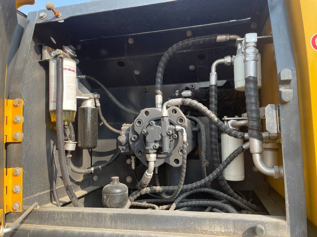 Volvo EC 210 - Escavadora de rastos: foto 5 Volvo EC 210 - Escavadora de rastos: foto 5