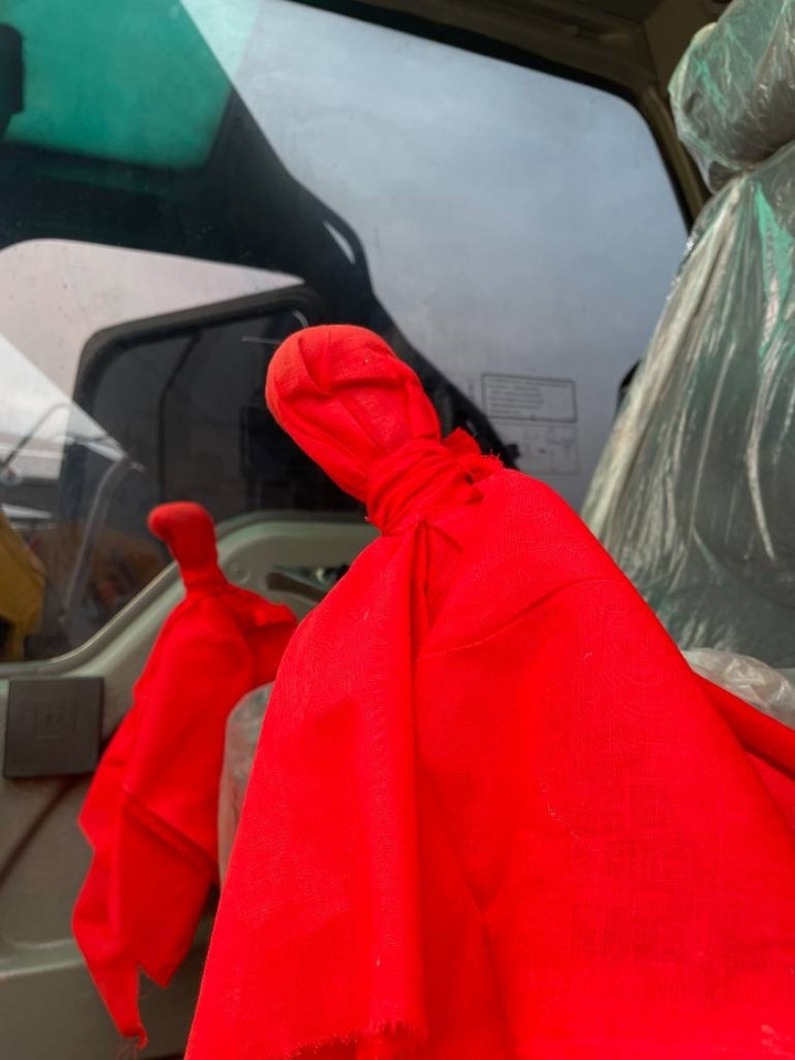 Volvo EC 240 - Escavadora de rastos: foto 3 Volvo EC 240 - Escavadora de rastos: foto 3