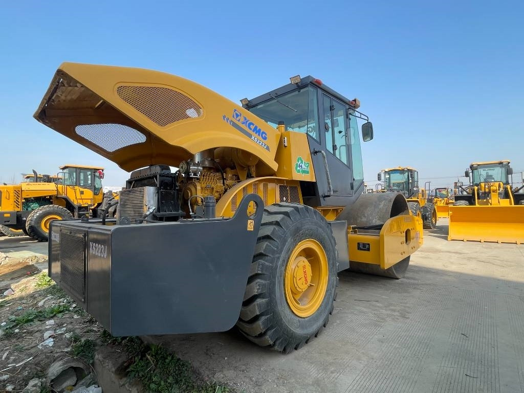 XCMG XS 223 J - Compactador: foto 4 XCMG XS 223 J - Compactador: foto 4