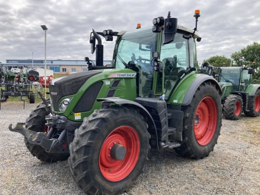 Fendt 514 POWER PLUS S4 - Trator: foto 2 Fendt 514 POWER PLUS S4 - Trator: foto 2