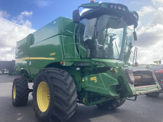 John Deere S680 - Ceifeira debulhadora: foto 2 John Deere S680 - Ceifeira debulhadora: foto 2