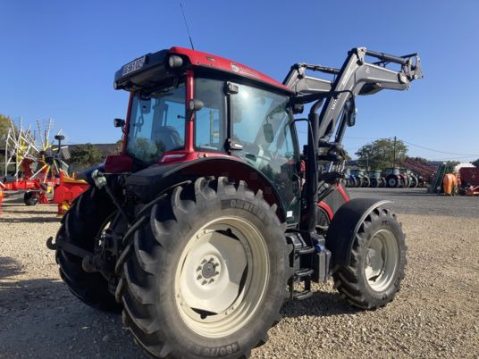 Valtra A115 - Trator: foto 2 Valtra A115 - Trator: foto 2