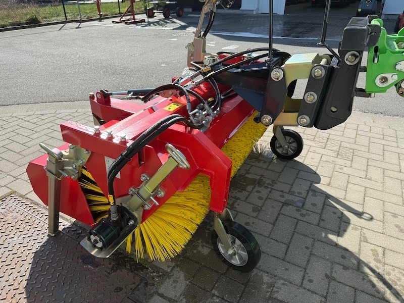 KR Maschinen KM590-1550 - Vassoura: foto 4 KR Maschinen KM590-1550 - Vassoura: foto 4