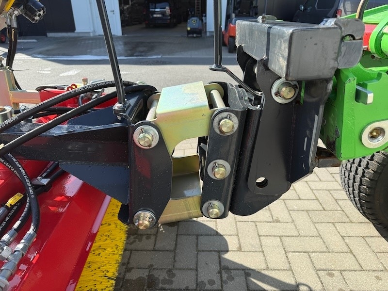 KR Maschinen KM590-1550 - Vassoura: foto 5 KR Maschinen KM590-1550 - Vassoura: foto 5