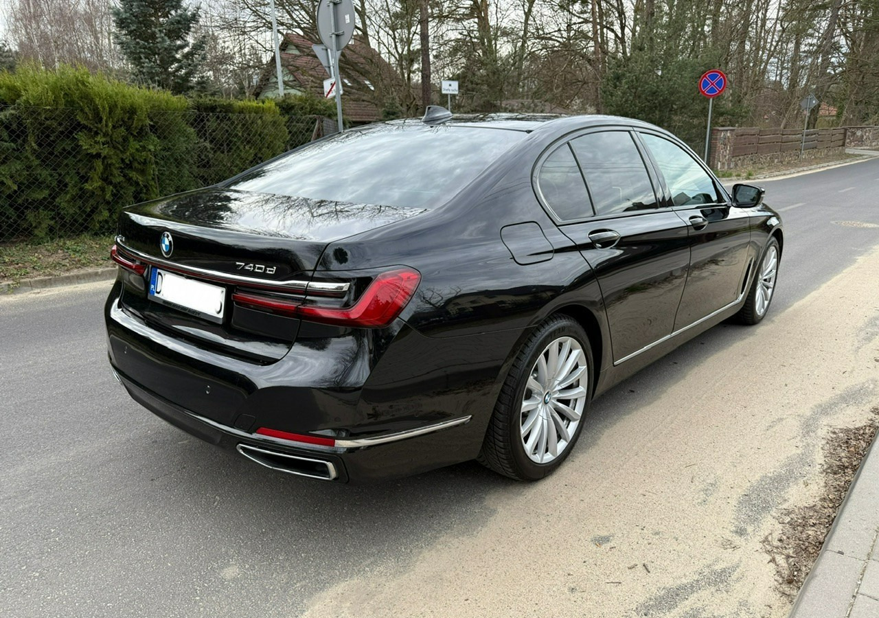 BMW SERIA 7 II (G11/G12) BMW SERIA 7 740d Xdrive 340KM Luxury+Exclusive Masaże Adaptiv Oś Lasery 2022 FV2 - Sedan: foto 3 BMW SERIA 7 II (G11/G12) BMW SERIA 7 740d Xdrive 340KM Luxury+Exclusive Masaże Adaptiv Oś Lasery 2022 FV2 - Sedan: foto 3